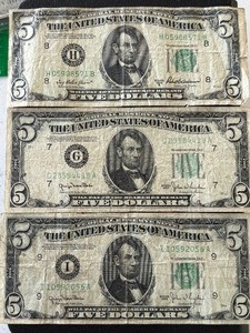 lot 22 image: 1950 Green Seal $5 Dollar Federal Reserve Notes