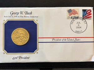 lot 132 image: George W. Bush Inauguration Medal