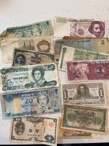 lot 145 image: Foreign Currency