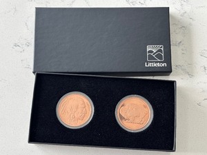 lot 198 image: Buffalo and Indian 1 Ounce .999 Copper Rounds