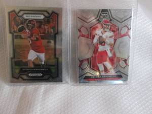 lot 7 image: 2024 Prizm & Mosaic Patrick Mahomes...