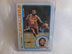 lot 14 image: 1978-79 Topps Walt Frazier Card...