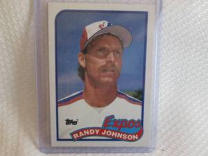 lot 90 image: 1989 Topps Randy Johnson Rookie Car...