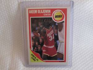 lot 101 image: 1989-90 Fleer Akeem Olajuwon Card...