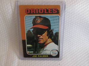 lot 107 image: 1975 Topps Jim Palmer Card...