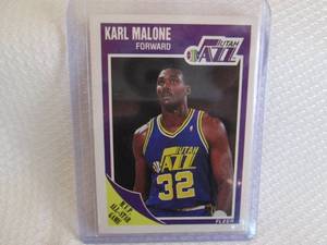 lot 190 image: 1989-90 Fleer Karl Malone Card...