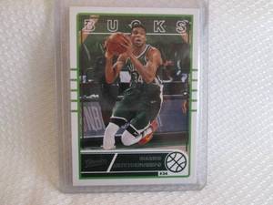 lot 222 image: 2020-21 Classics Giannis Antetokoun...