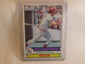 lot 231 image: 1979 Topps Johnny Bench Card...