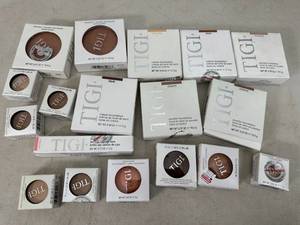 lot 31 image: New Tigi Makeup