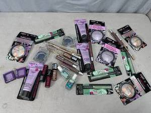 lot 33 image: Assorted New Makeup