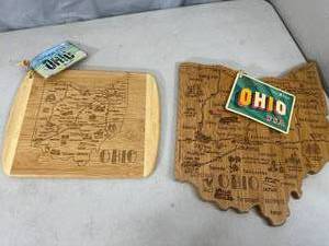 lot 64 image: 2 New Bamboo Ohio Themed Cutting Boards