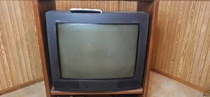 lot 54 image: RCA 28 Inch CRT TV Home Theatre with Remote and Sound Retrieval System