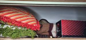 lot 71 image: Lot of Throw Pillows, Blankets, and Mixed Hardware Supplies
