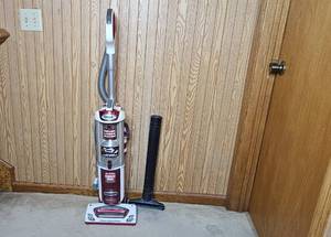 lot 74 image: Shark Rotator Professional Upright Vacuum with Attachments