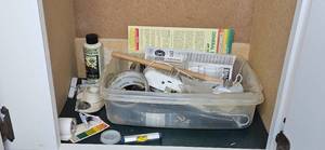 lot 84 image: Mixed Lot of Gardening and Hydroponics Supplies and Tools - content quantities unknown