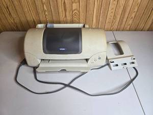 lot 108 image: Used Epson Inkjet Printer with Removable Paper Tray