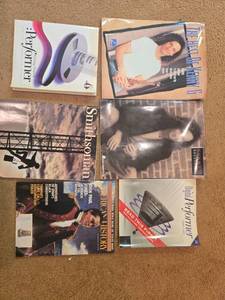 lot 111 image: Collection of Music, History, and Smithsonian Magazines and Sheet Music Books