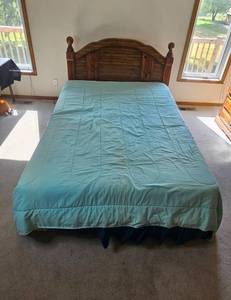 lot 165 image: Serta Full-Size Bed with Wood Headboard and Frame