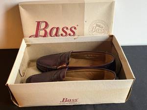 lot 211 image: Bass Mens Penny Loafer Shoes Size 10D in Original Box