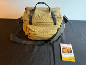 lot 216 image: Ricoh KR-10 Super 35mm SLR Camera with Vivitar 70-210mm Lens, Bag, and Kodak Guide