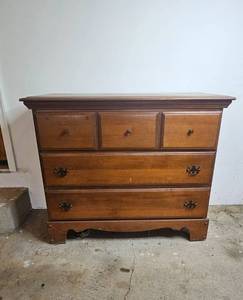 lot 290 image: Wooden 4-Drawer Dresser with Decorative Hardware, 34x40x17 Inches
