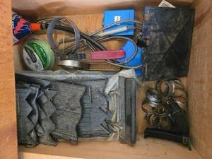 lot 302 image: Mixed Hardware Supplies and Small Electric Iron Set