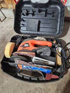 lot 9 image: Black & Decker Mighty Mouse Sander