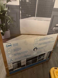 lot 17 image: Ove Premium Rolling Tub Door - New In Box