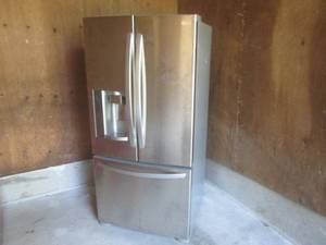 (UD2) LG Stainless Steel Refrigerat...