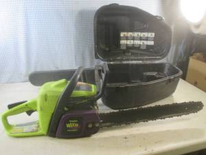 lot 7 image: (EC1) Poulan Wild Thing P4018WT 40c...