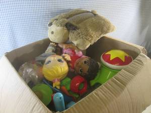 lot 23 image: (EW3) Big Box Full of Toys and Plus...