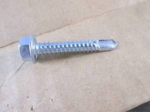lot 27 image: (BS) Case of 1 12 Self Tapping Sc...