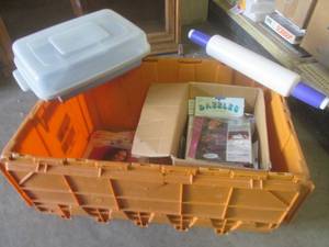lot 43 image: (EW5) Assorted Crafts, Easter Cards...