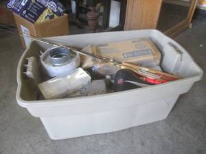 lot 44 image: (BR2) Large Tote Full of Misc Inclu...