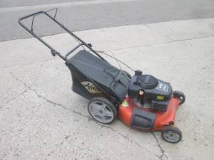 lot 46 image: (UD2) Ariens Kohler Courage XT6 21...