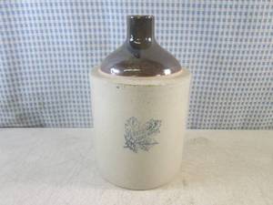 lot 59 image: (FS) Vintage Western Stoneware Jug ...