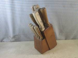 lot 78 image: (EC1) Vintage Wood Kitchen Knives w...