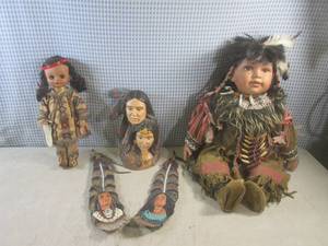 lot 90 image: (CS) Native American Ceramic Figure...