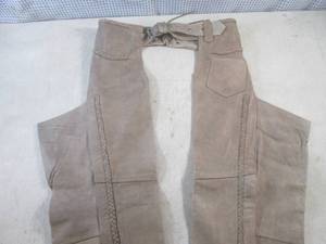 lot 103 image: (FRNT) Hot Leathers Leather Chaps S...