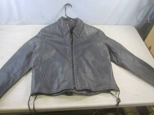 lot 108 image: (FRNT) New Barneys Leather Leather...