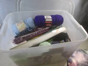 lot 120 image: (EW6) Tote Full of Yarn and Accesso...