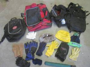 lot 132 image: (EW3) Assorted Backpacks, Duffle Ba...