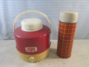 lot 142 image: (A-2T) Vintage Thermos Bottle and P...