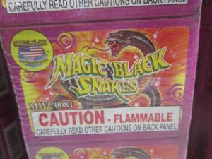 lot 195 image: (CSB) 200 Boxes of Magic Black Snak...