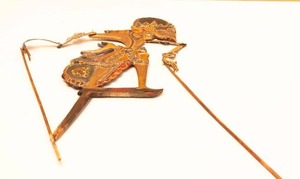 lot 29 image: Balinese Carved Wooden Stick Puppet