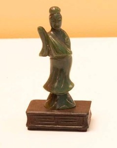 lot 40 image: Hand Carved Jade Woman