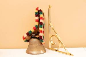 lot 50 image: Swiss Cow Bell w Wall Hangar