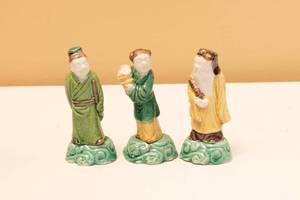 lot 119 image: Set of Three Small Asian Figurines