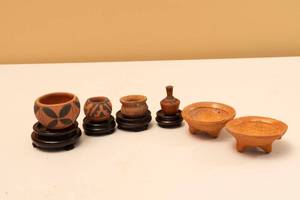 lot 120 image: Miniature Pottery Pieces