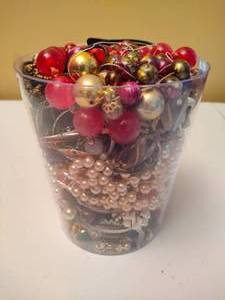 lot 73 image: Assorted Jewelry Pieces - Missing Pairs, Damaged - Great for Craft Projects
